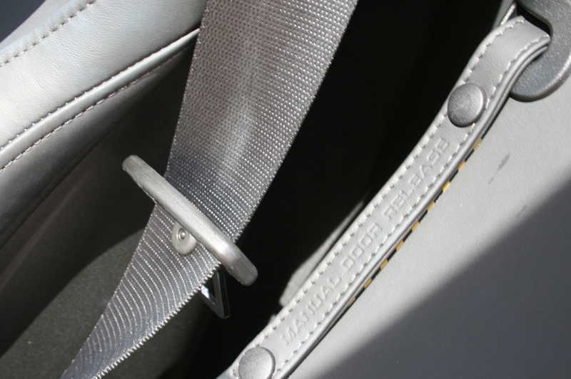 Illustration for article titled McLaren 650S Spider: All The Great Little Details